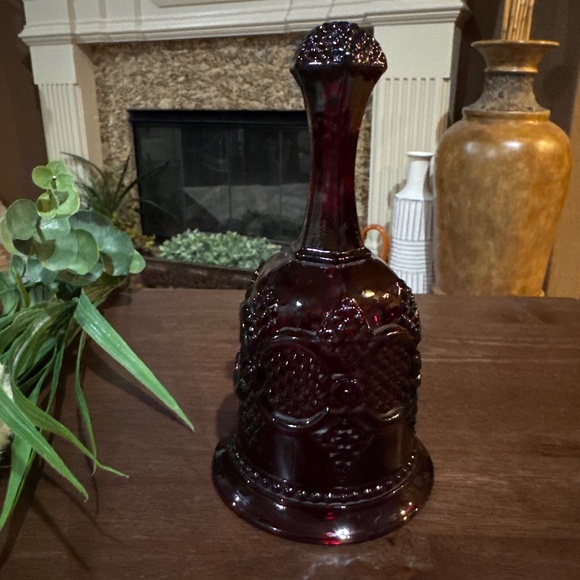 15 Piece Ruby Red Glass Avon Set. No chips. - Picture 5 of 9